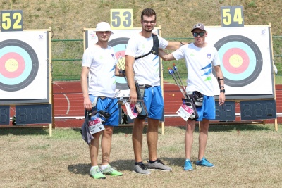 PUNI 2017, pregled 2. dne: lokostrelci v ekipni konkurenci v osmini finala, med posamezniki je ostal le Habjan Malava&scaron;ič