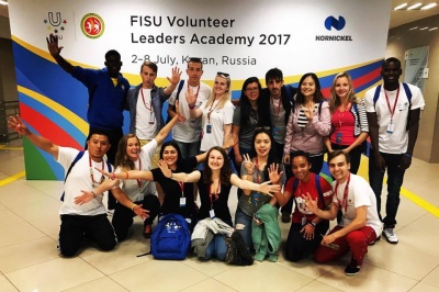 FISU je udeležence razdelila v skupine. Na fotografiji skupina 1, v kateri je tudi Ana Kregar, predstavnica SUSA